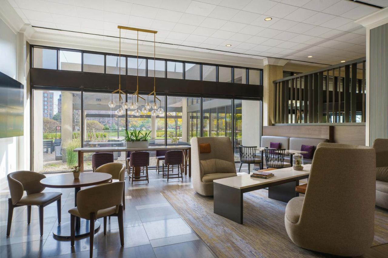 The Westin O'Hare Hotel Rosemont Exterior photo