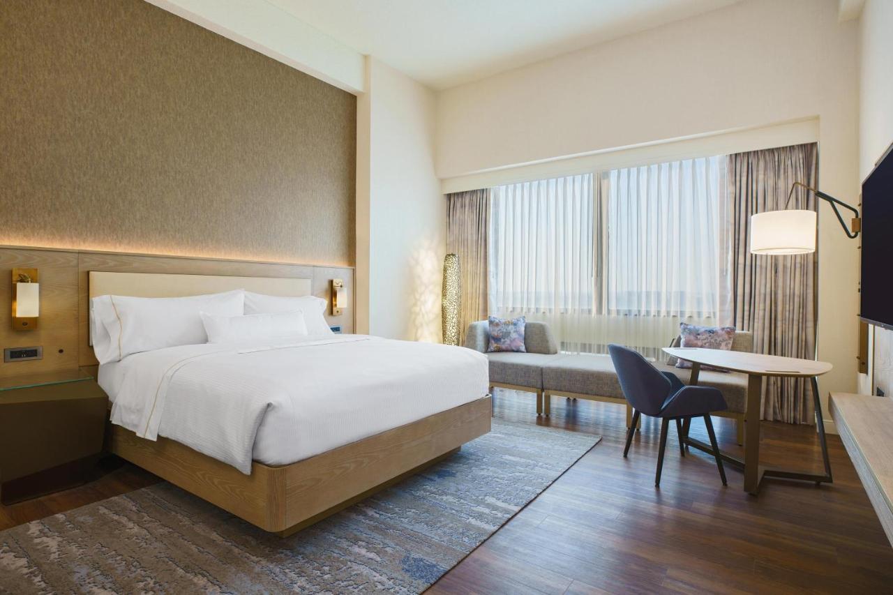 The Westin O'Hare Hotel Rosemont Exterior photo