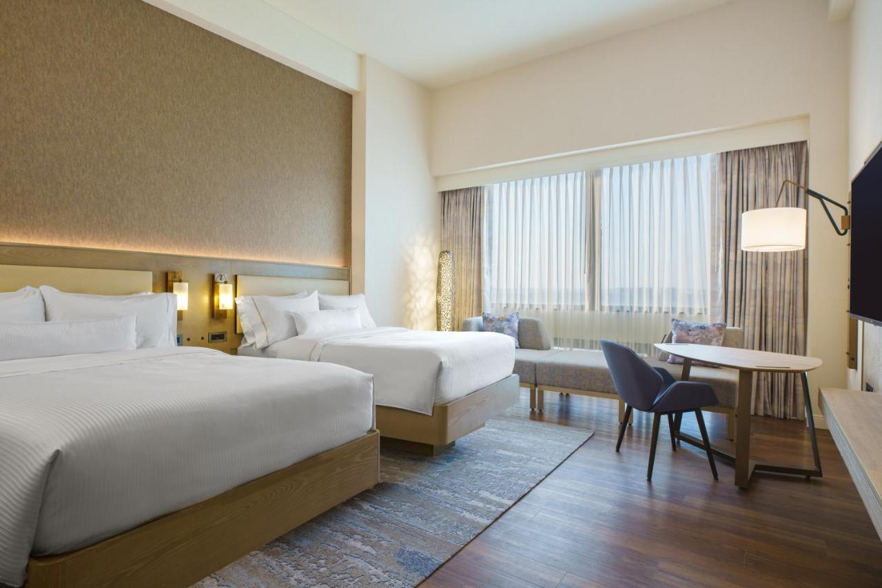 The Westin O'Hare Hotel Rosemont Exterior photo