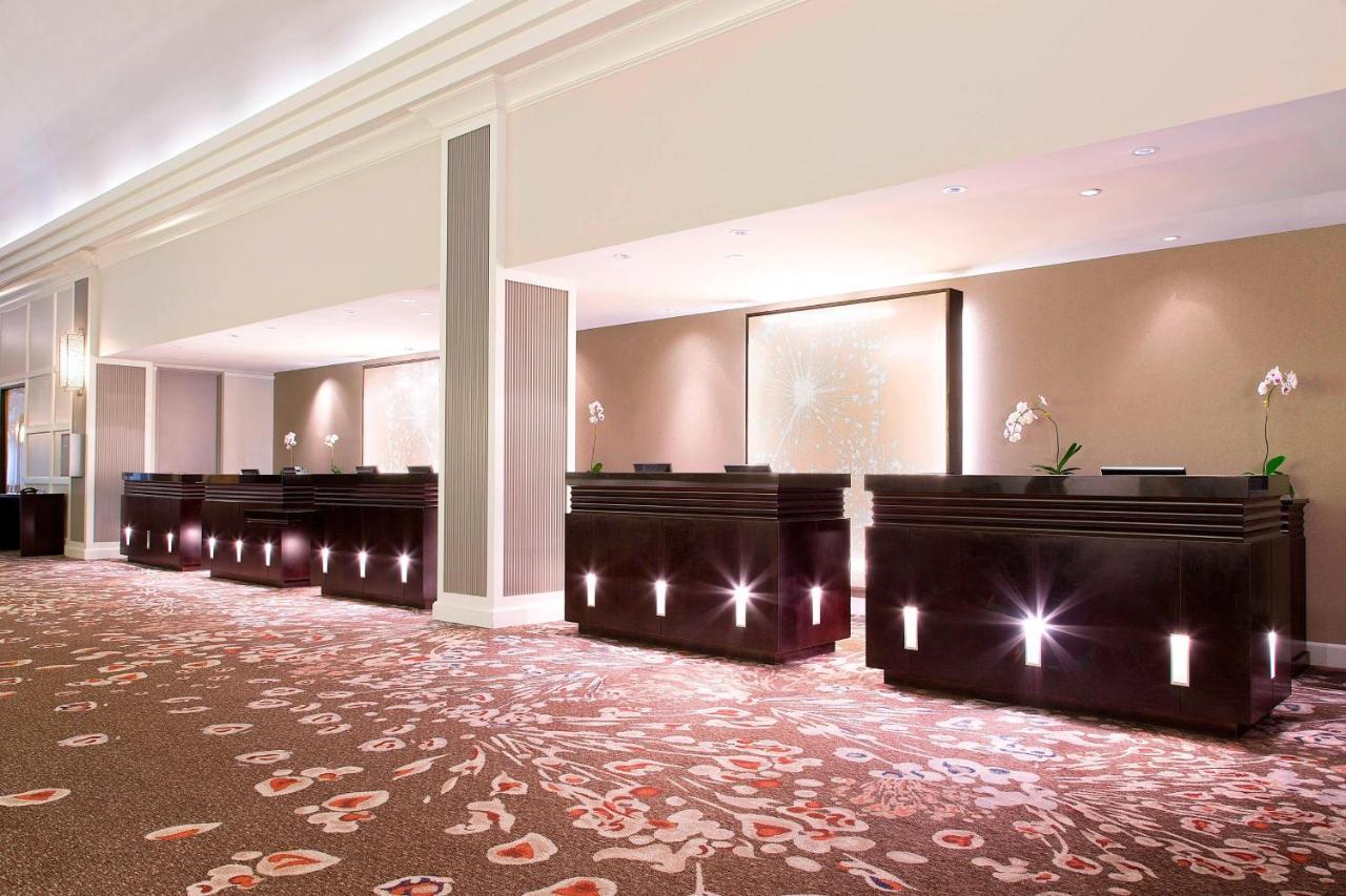 The Westin O'Hare Hotel Rosemont Exterior photo